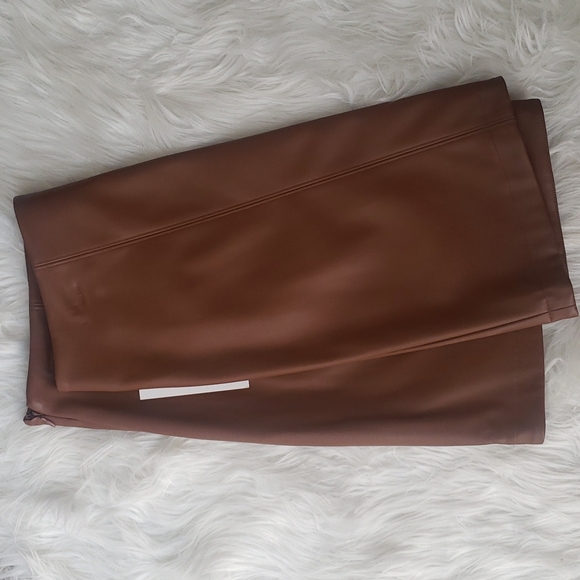 NWT Nine West Faux Leather Mini Skirt Camel - Picture 2 of 3